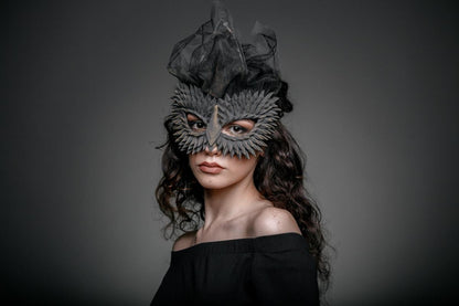 Gothic Dragon Masquerade Mask –  Black Scales & Gold Tint, Black Veil, Fantasy Costume for Women