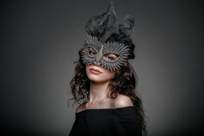 Gothic Dragon Masquerade Mask –  Black Scales & Gold Tint, Black Veil, Fantasy Costume for Women