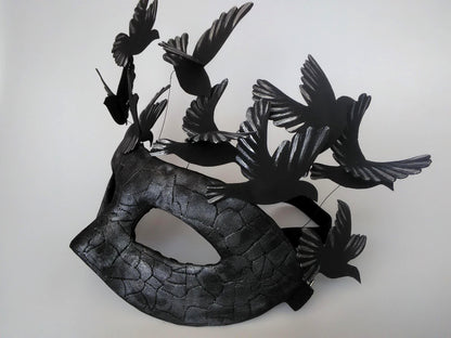 Black Raven Masquerade Mask: Gothic Witch Costume, Textured Finish