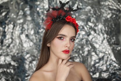 Bat witch crown. Gothic halloween headband. Dark fairy headpiece.