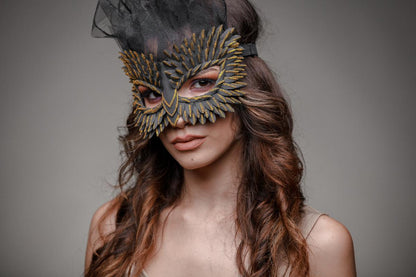 Gothic Masquerade Mask: Black & Gold Glitter Winged Veil
