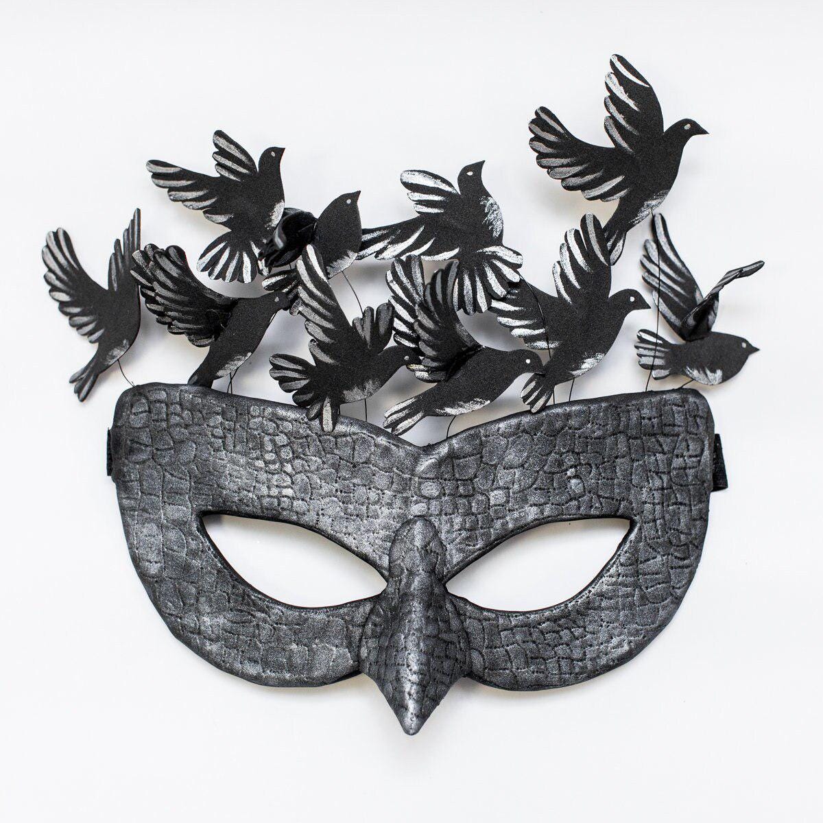 Black Raven Masquerade Mask: Gothic Crows Fantasy Costume
