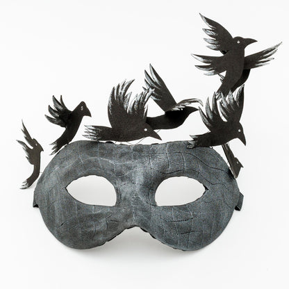 Raven Masquerade Mask: Gothic Witch Costume with Flying Birds