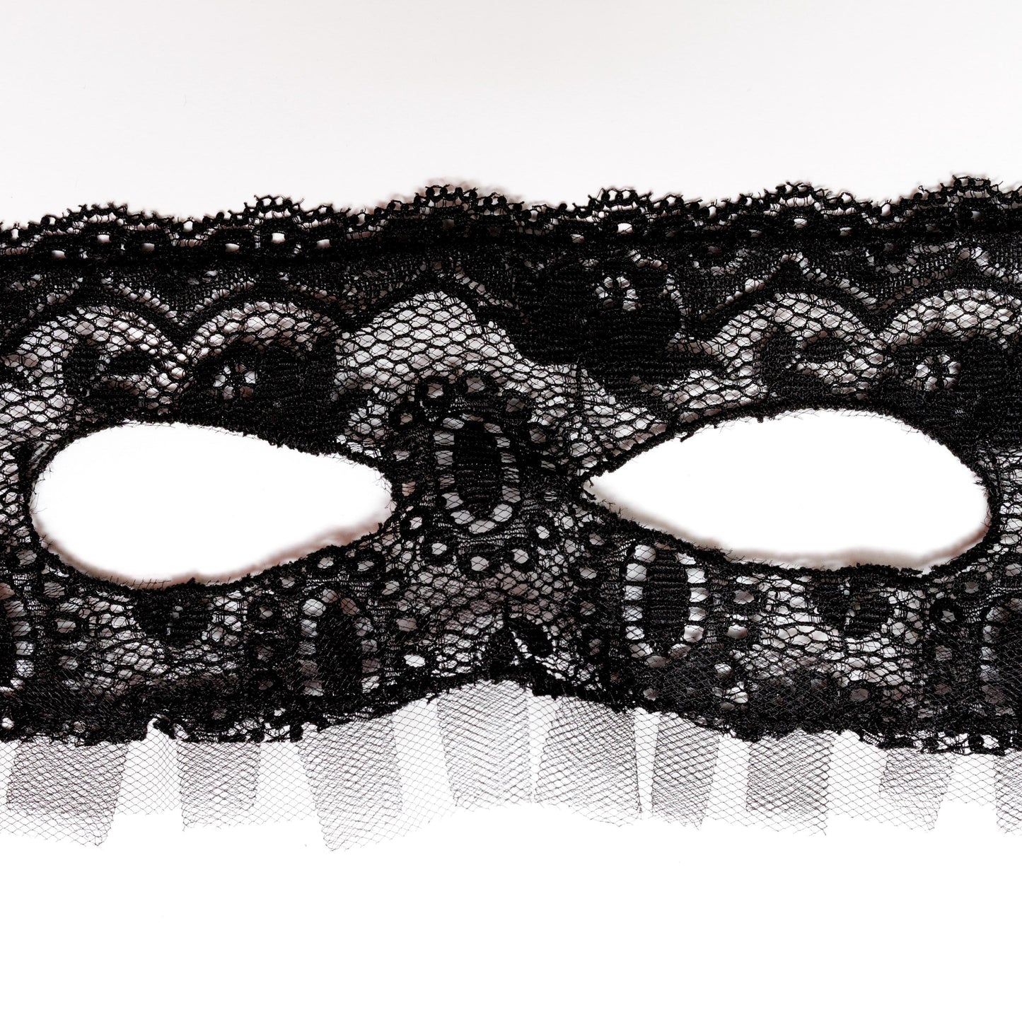 Masquerade Mask black lace: Tulle Trim, Satin Ties