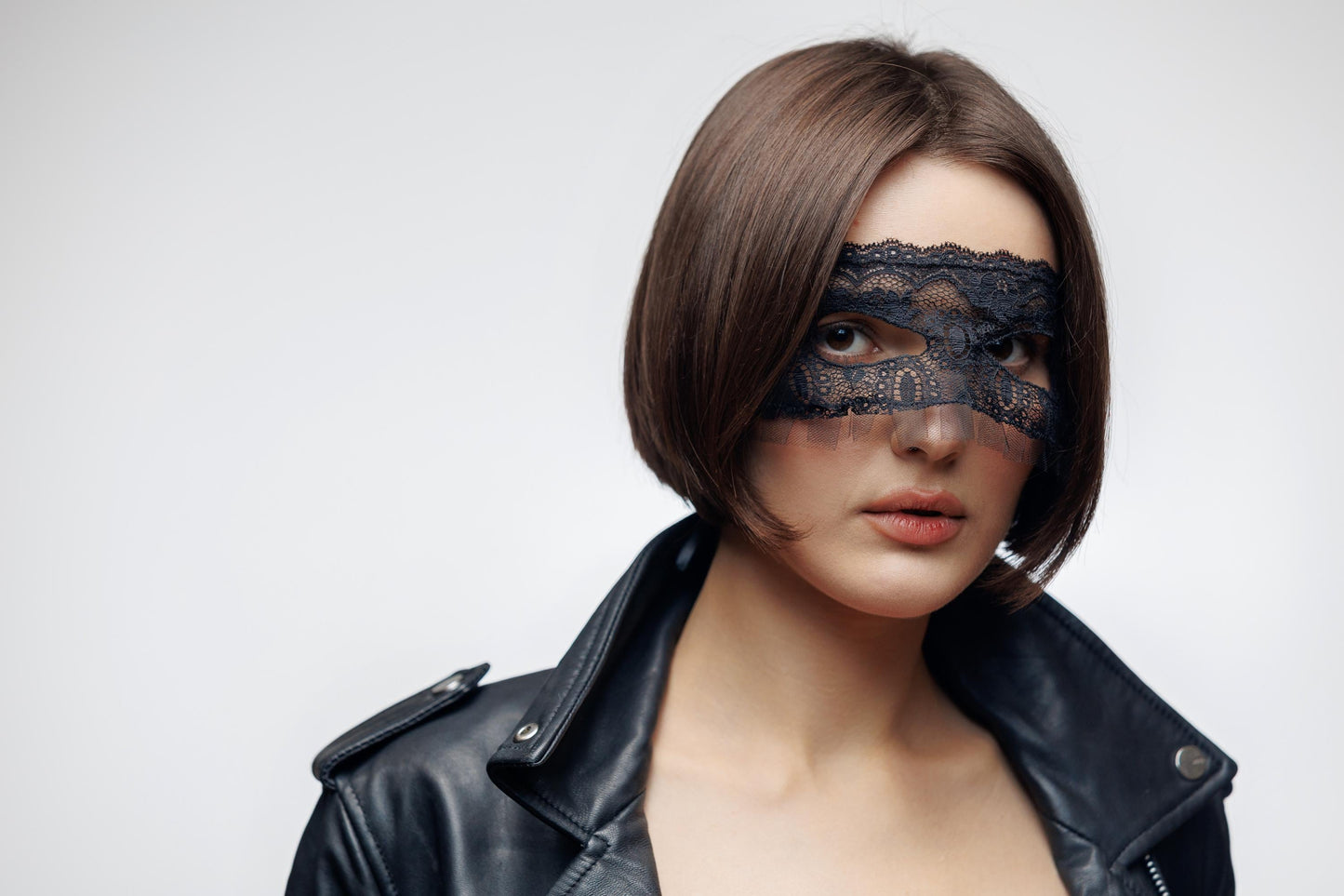 Masquerade Mask lace black: Tulle Trim, Satin Ties.