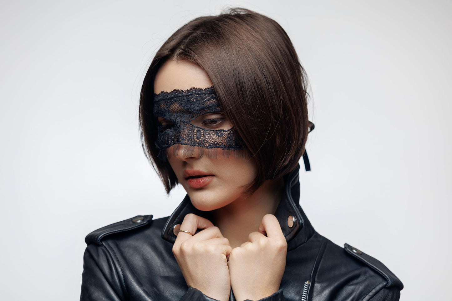 Masquerade Mask lace black: Tulle Trim, Satin Ties.