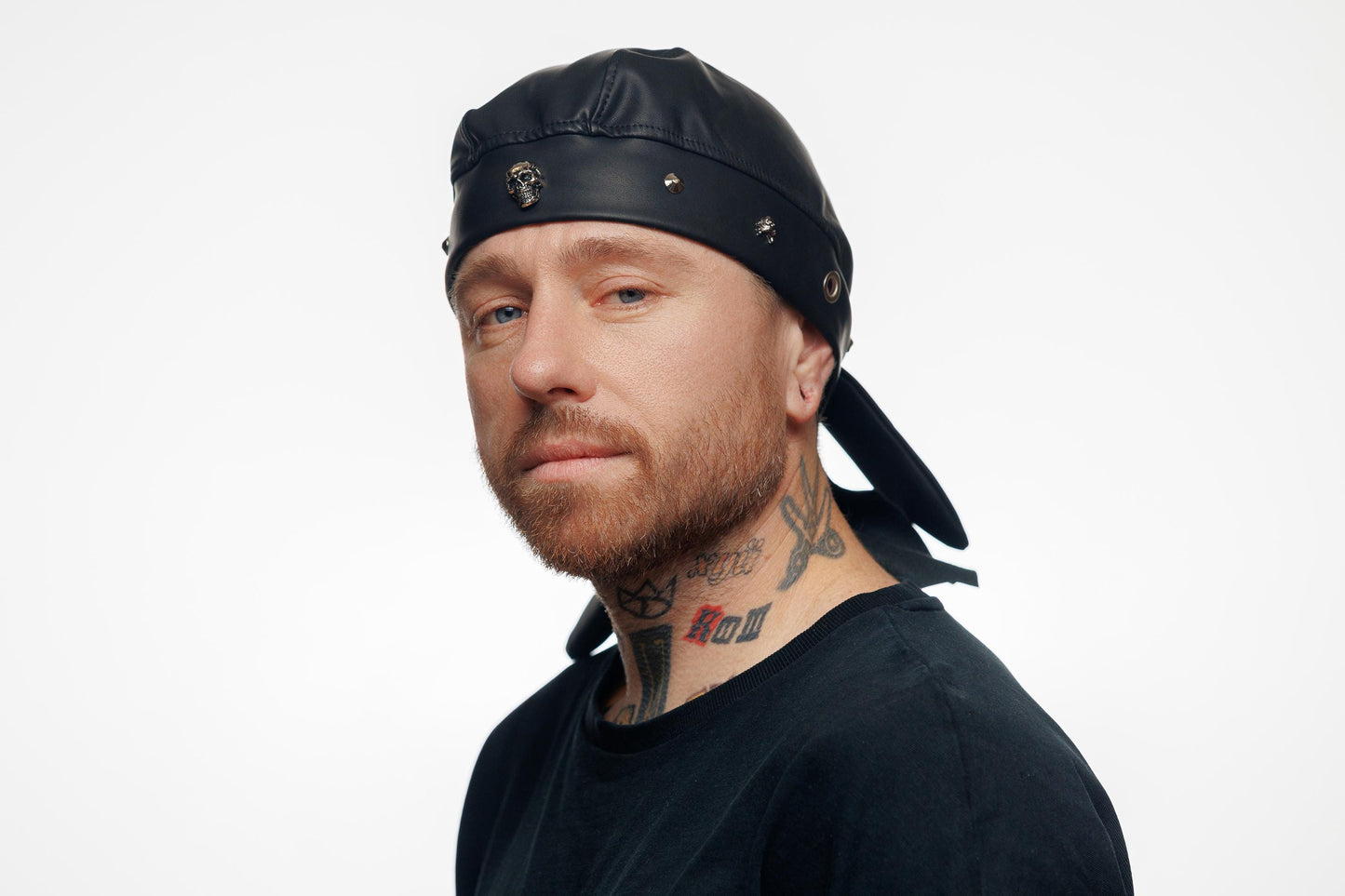 Biker Leather Bandana Beanie with Skull – Handmade Faux Leather Headwrap for Men & Women, Rock Style Bandana, Gothic Motorcycle Accessory. (Copy)