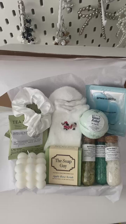 Spa Gift Basket for Her and Him, Green Self Care Box, Relaxation Gift, Bath and Body Set, Wellness Gift
